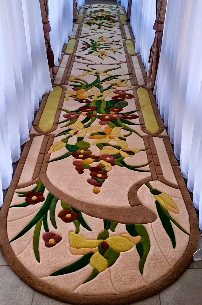 Long rug in hallway with floral ornament